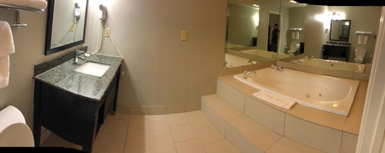Deerfield Inn And Suites - Fairview Екстер'єр фото